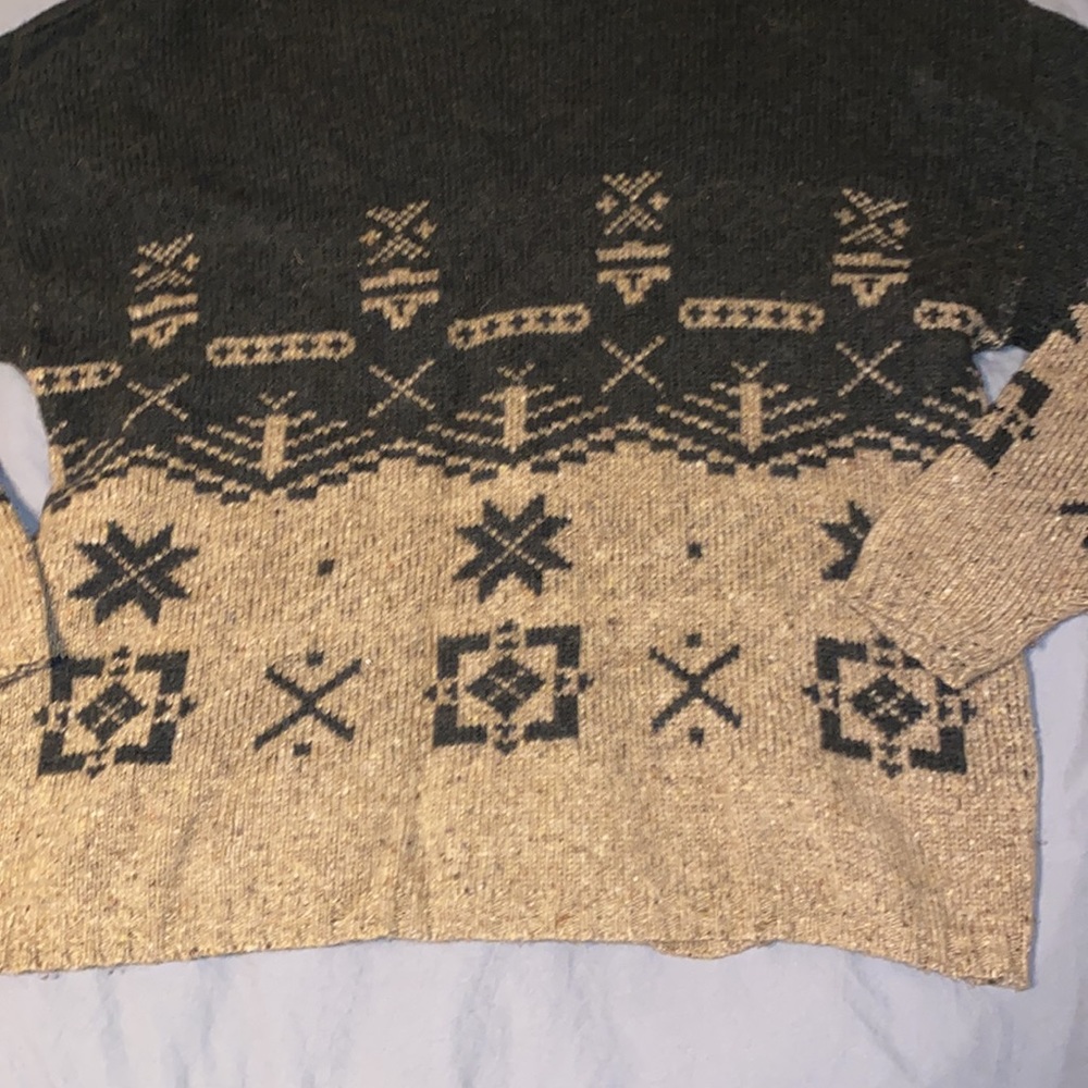 Vintage Woolrich green & tan fair isle cozy sweater - Picture 4 of 5